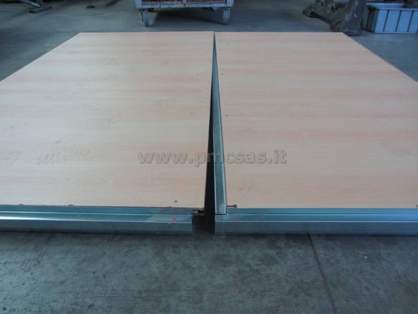 pavimento ricovero attrezzi cm 200 x 405