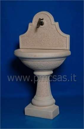fontana a parete