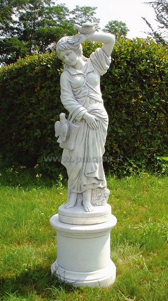 statue da giardino in pietra